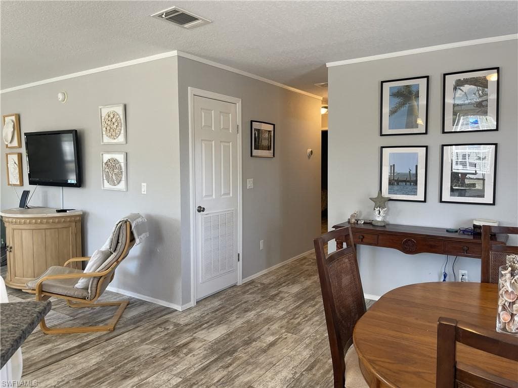 5520 Rainbow DR, BOKEELIA FL 33922-24