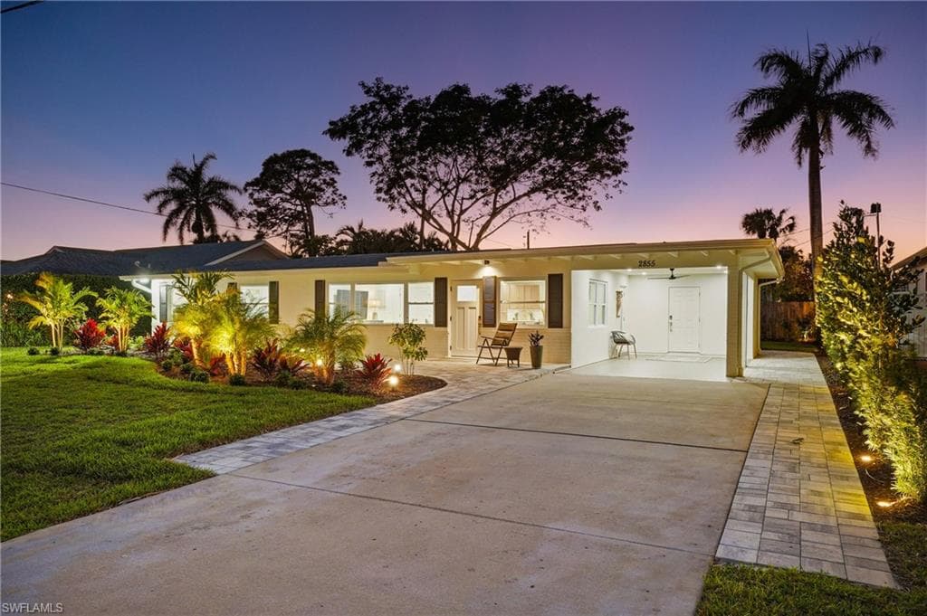 2855 10th ST N, NAPLES FL 34103-2