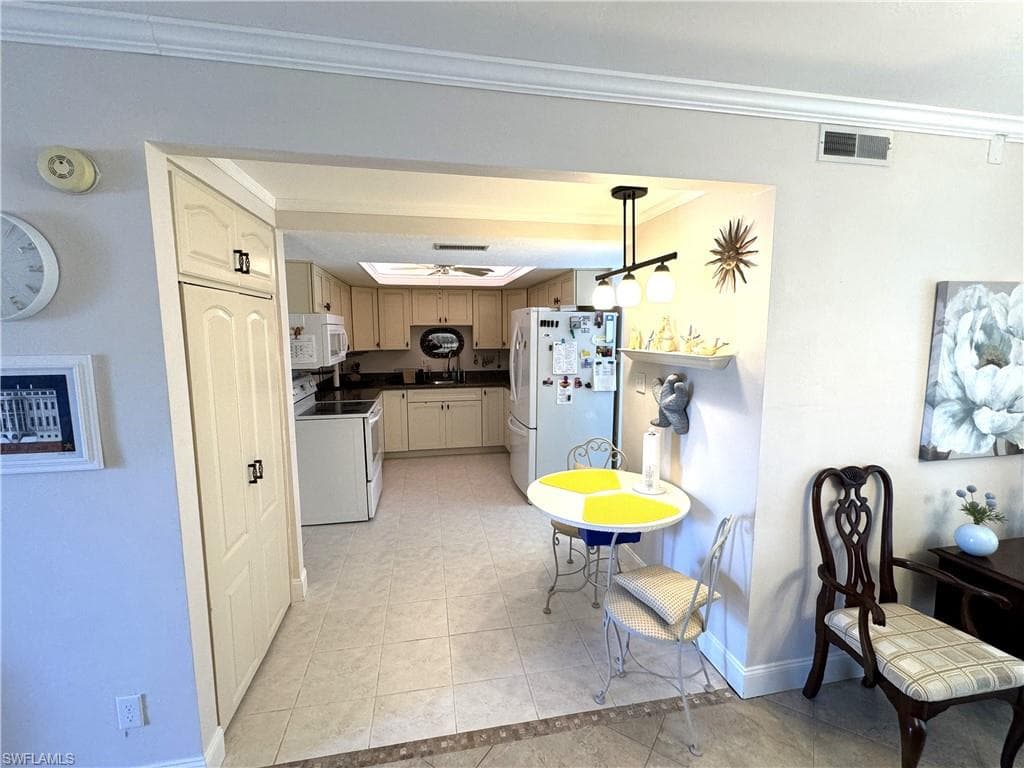 5773 Bass CIR, FORT MYERS FL 33919-5