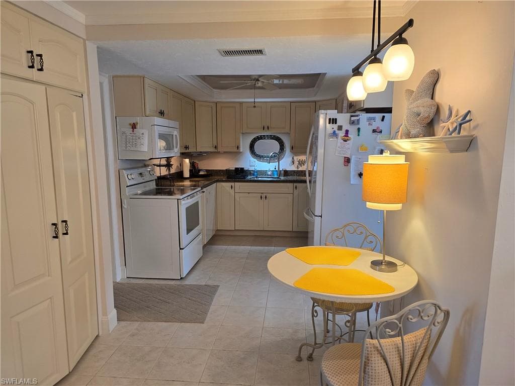 5773 Bass CIR, FORT MYERS FL 33919-35
