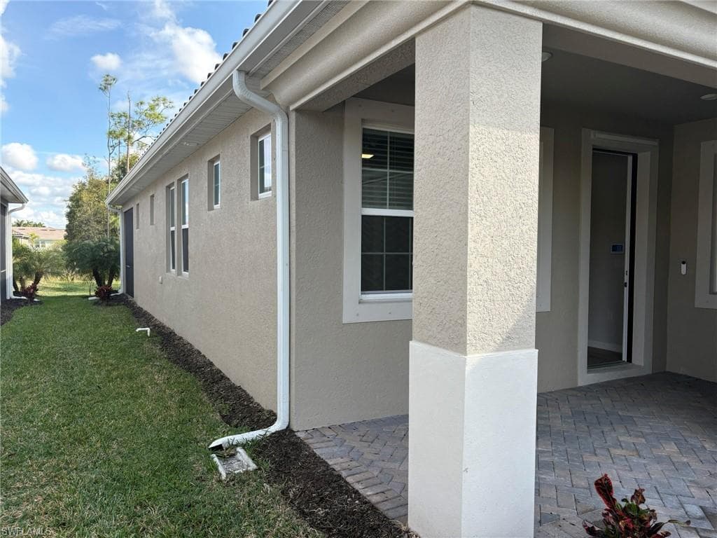 10287 Bonavie Cove DR, FORT MYERS FL 33966-18