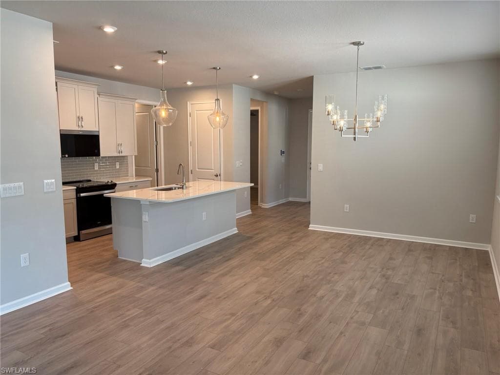 10287 Bonavie Cove DR, FORT MYERS FL 33966-3