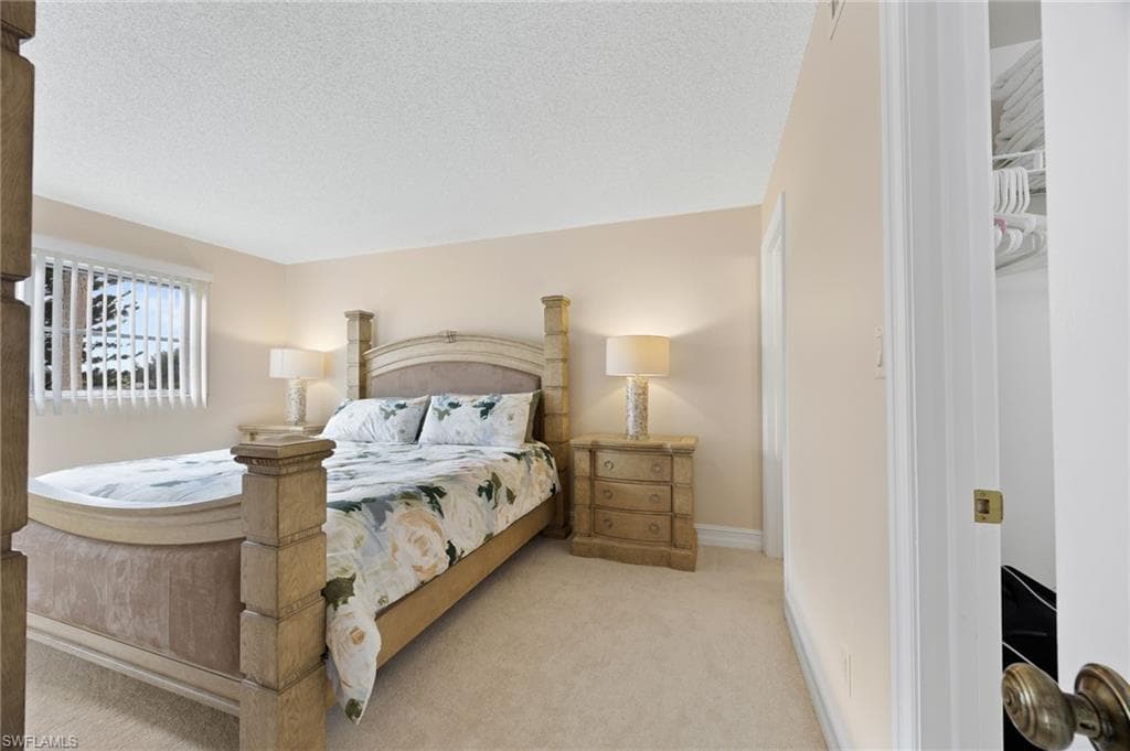 5683 Rattlesnake Hammock RD # 202, NAPLES FL 34113-12