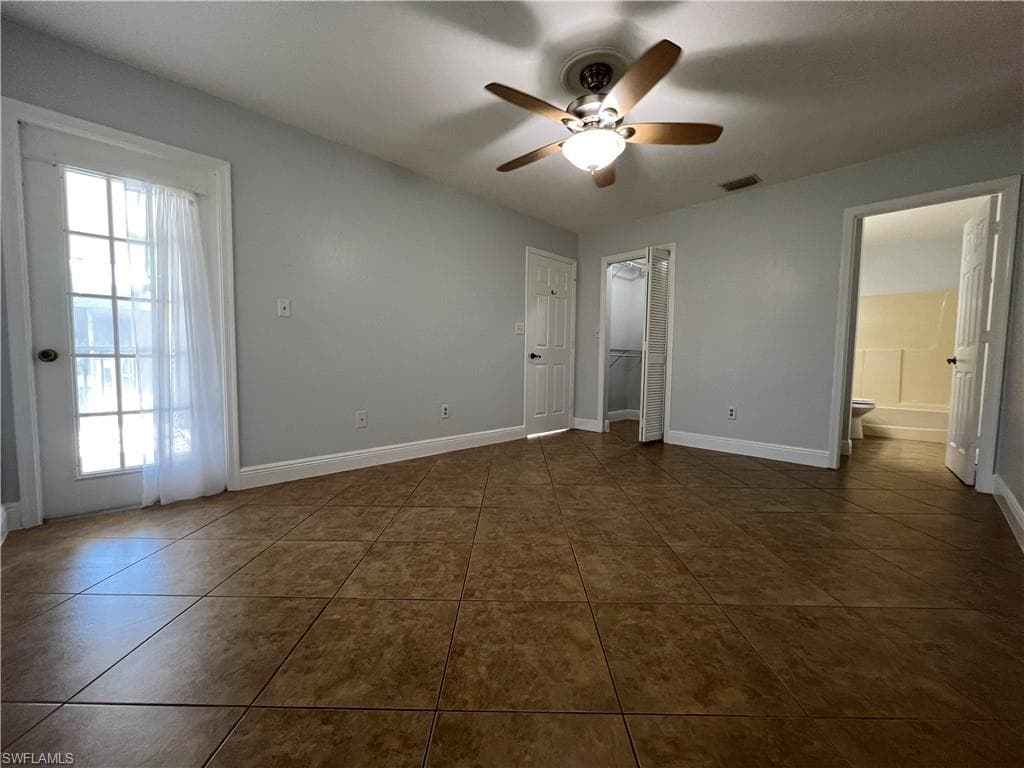 5270 Treetops DR J201-12