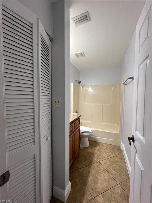 5270 Treetops DR J201-11
