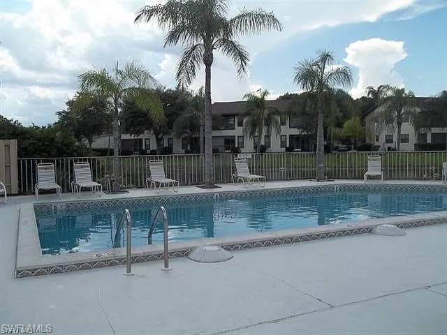 5270 Treetops DR J201-2
