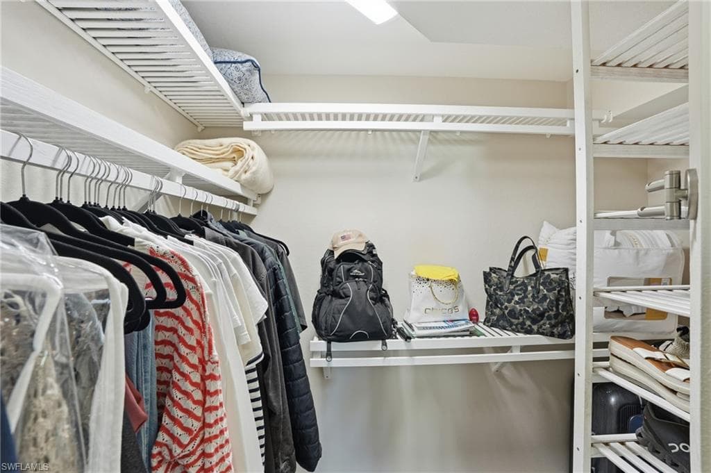 4945 Cougar CT S # 4, NAPLES FL 34109-22