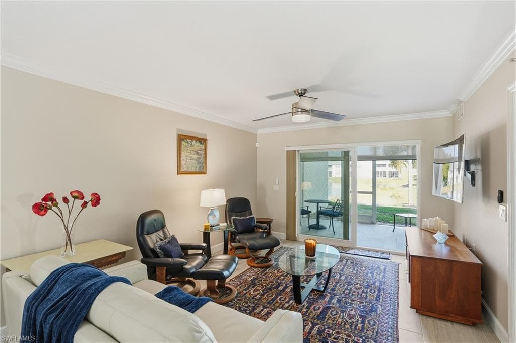 4945 Cougar CT S # 4, NAPLES FL 34109-5