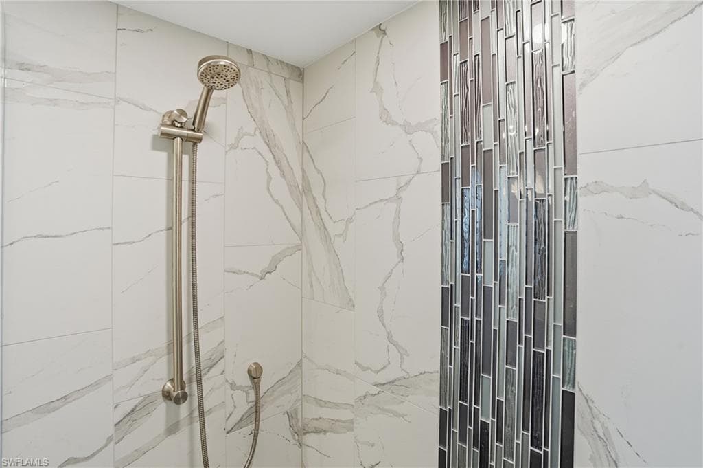 4945 Cougar CT S # 4, NAPLES FL 34109-21