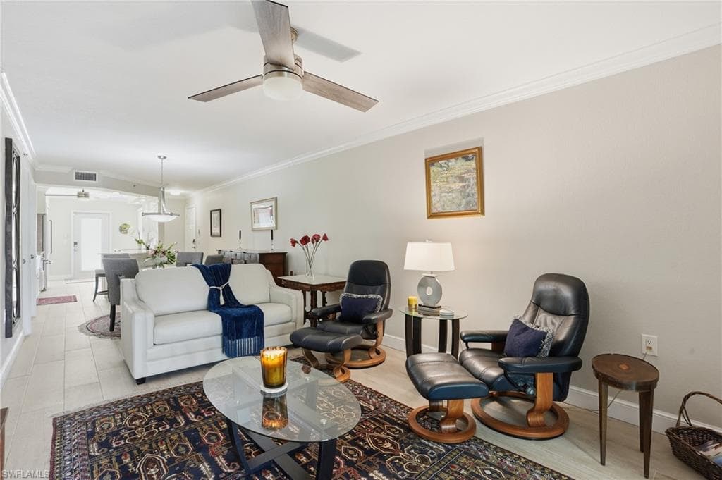 4945 Cougar CT S # 4, NAPLES FL 34109-6