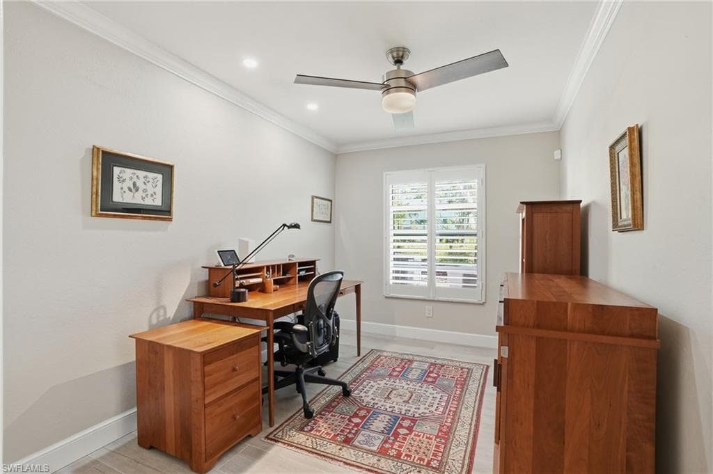 4945 Cougar CT S # 4, NAPLES FL 34109-23