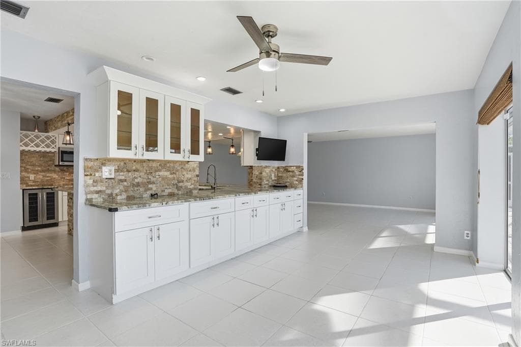 5964 Baker CT, FORT MYERS FL 33919-16