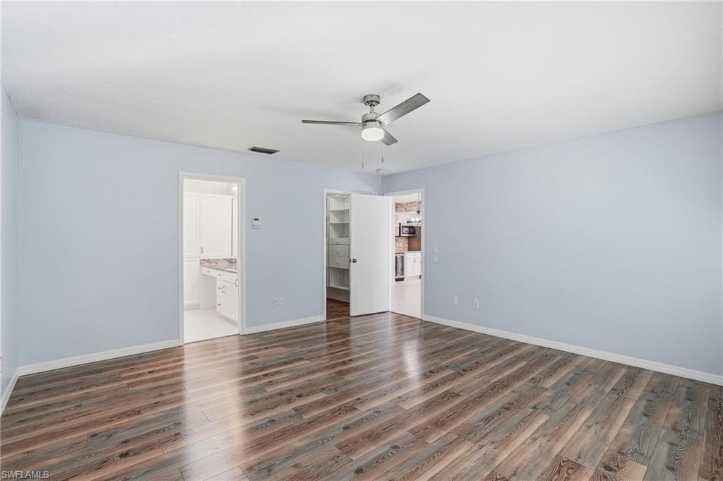 5964 Baker CT, FORT MYERS FL 33919-25