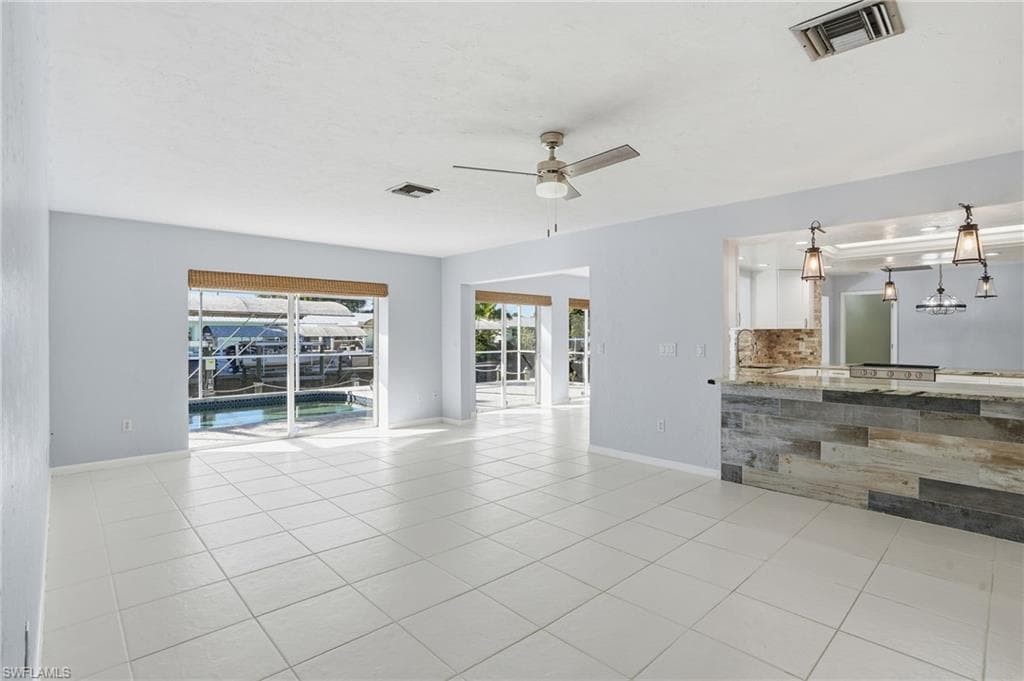 5964 Baker CT, FORT MYERS FL 33919-6