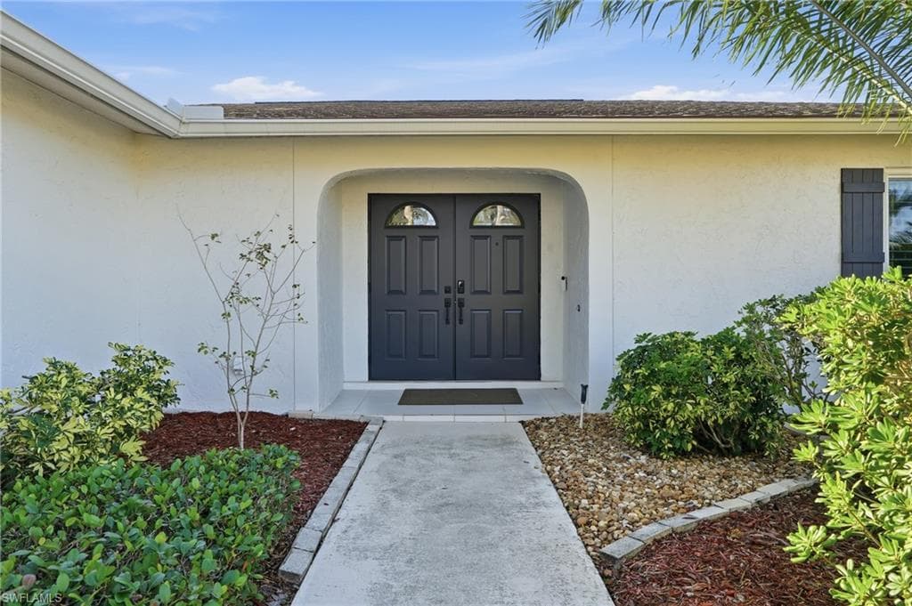 5964 Baker CT, FORT MYERS FL 33919-2