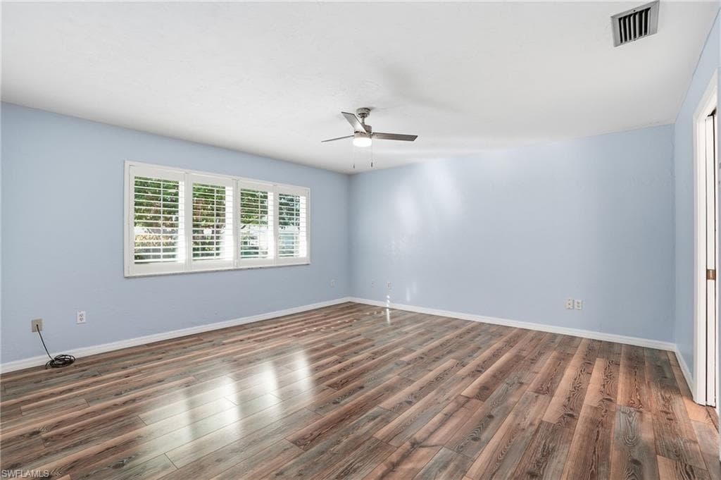 5964 Baker CT, FORT MYERS FL 33919-24