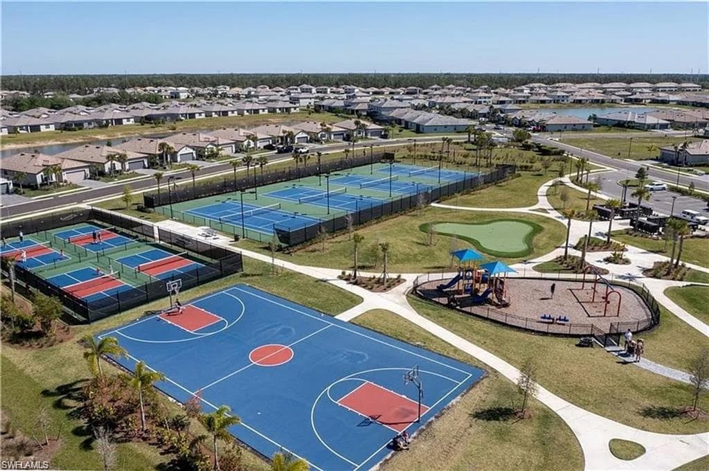14195 Pine Lodge LN, FORT MYERS FL 33913-35