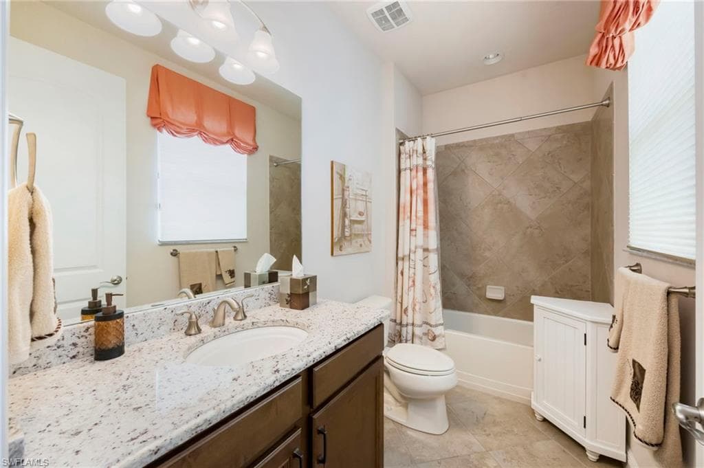 23141 Sanabria LOOP, BONITA SPRINGS FL 34135-15
