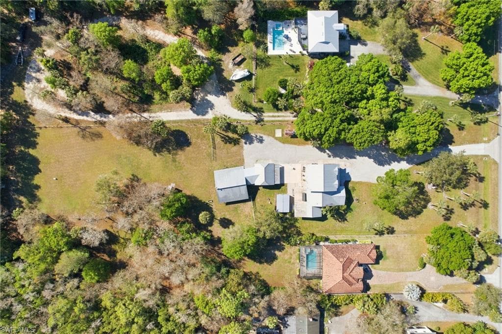 5860 Dogwood WAY, NAPLES FL 34116-29
