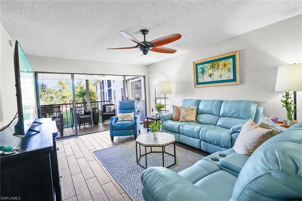 601 Augusta BLVD # 10, NAPLES FL 34113-1