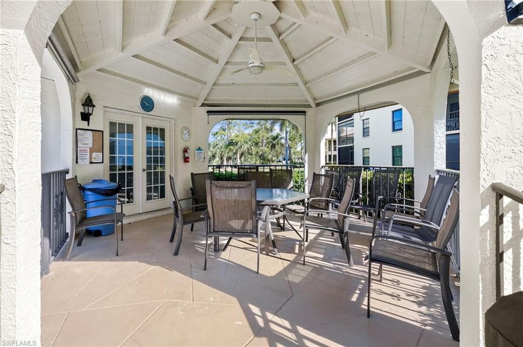 601 Augusta BLVD # 10, NAPLES FL 34113-20