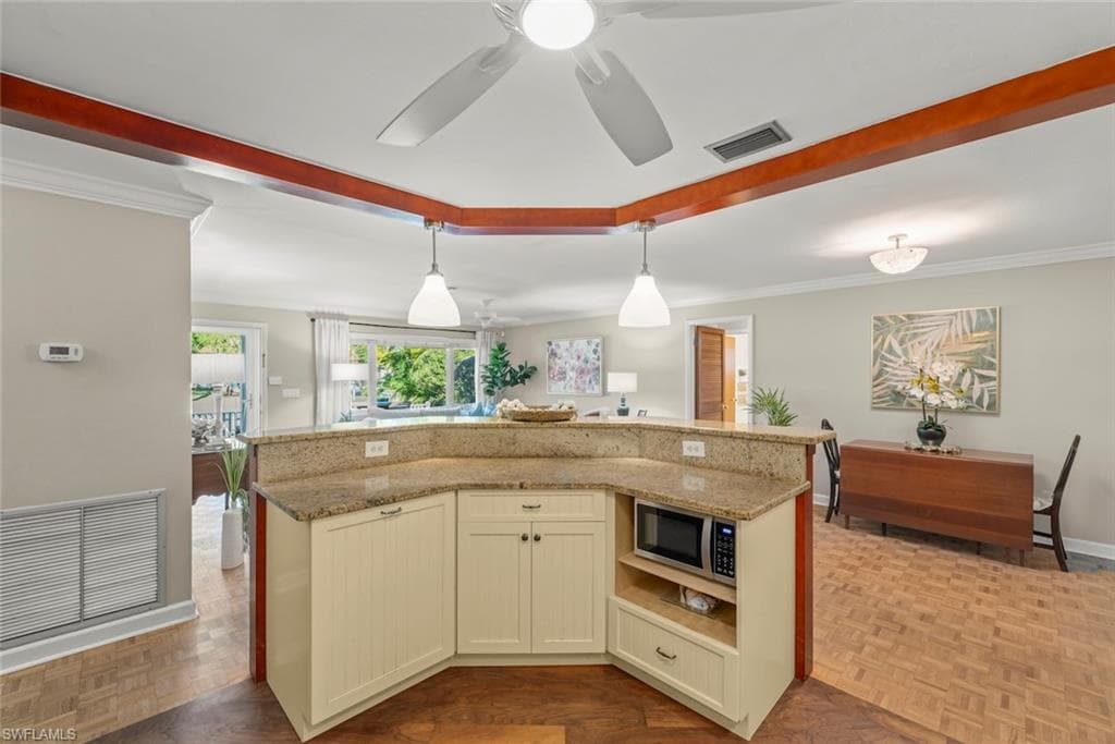 3325 AVOCADO DR, FORT MYERS FL 33901-11