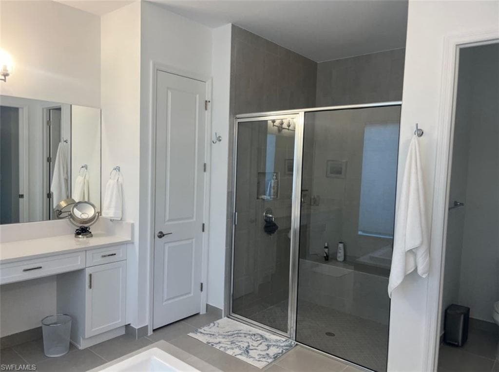 12181 Eucalyptus WAY, NAPLES FL 34120-8