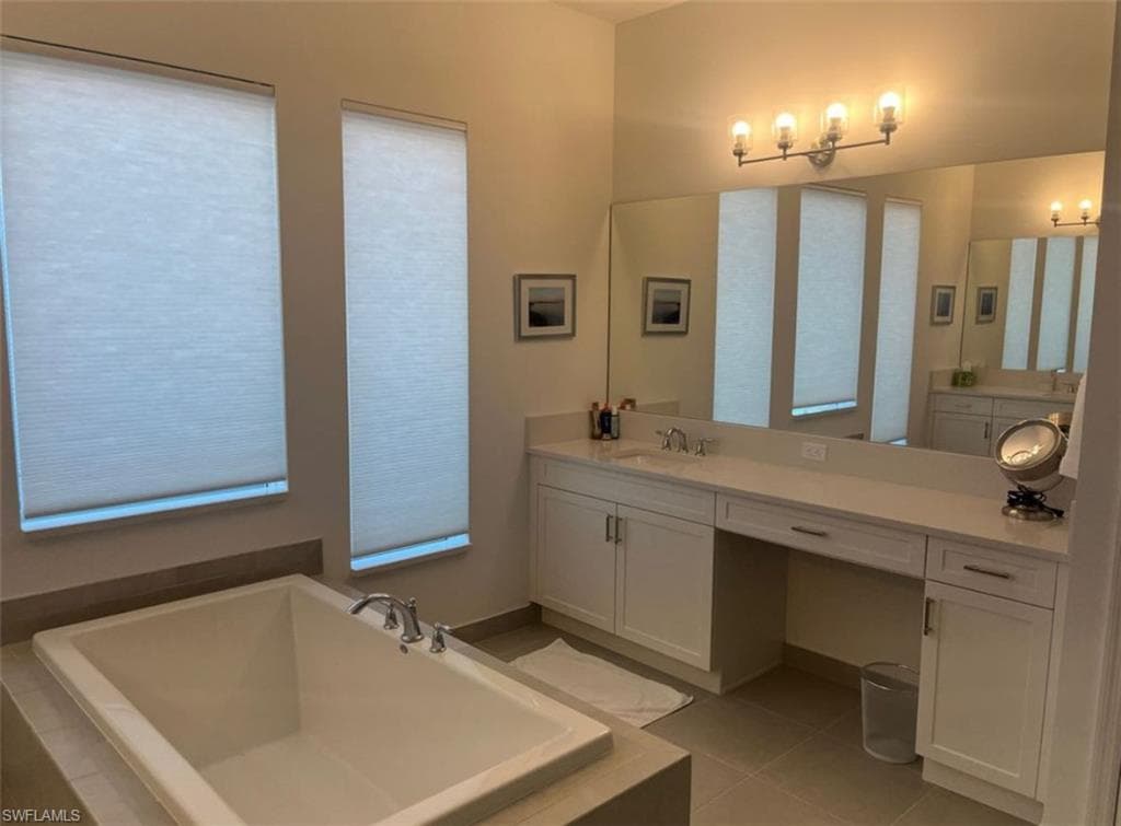 12181 Eucalyptus WAY, NAPLES FL 34120-7