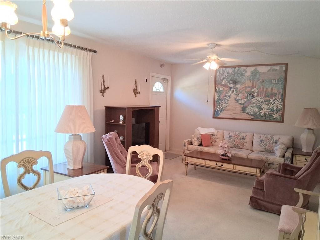 2 Tangelo CT, LEHIGH ACRES FL 33936-2