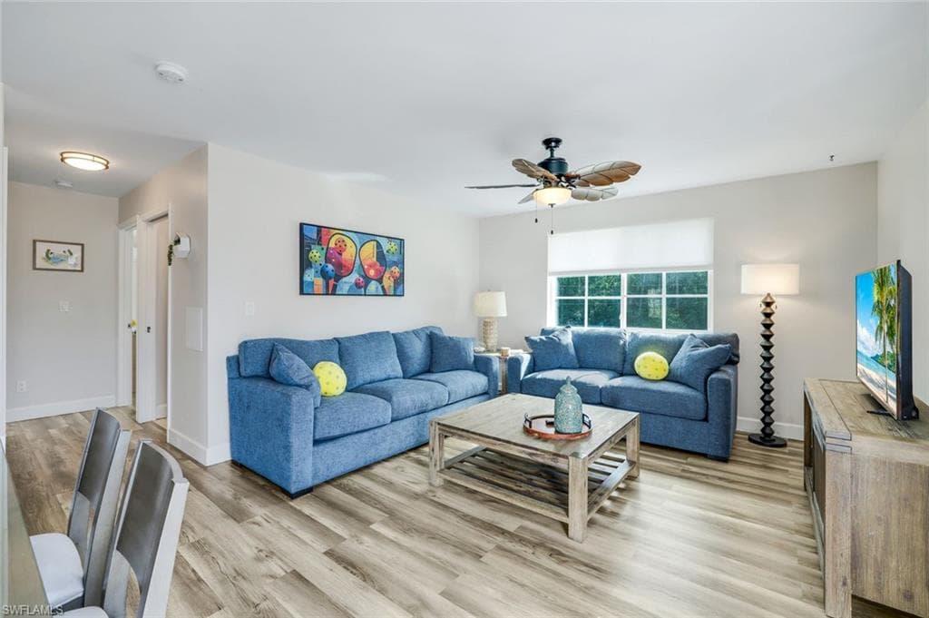 3561 Thomasson DR, NAPLES FL 34112-5