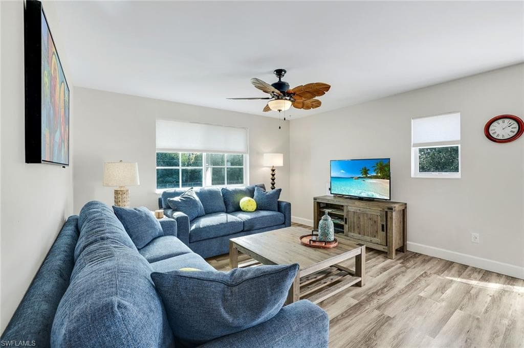 3561 Thomasson DR, NAPLES FL 34112-6