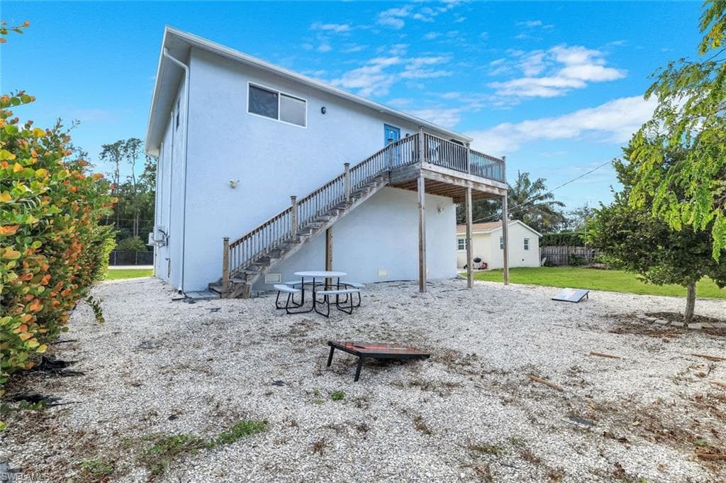 3561 Thomasson DR, NAPLES FL 34112-18
