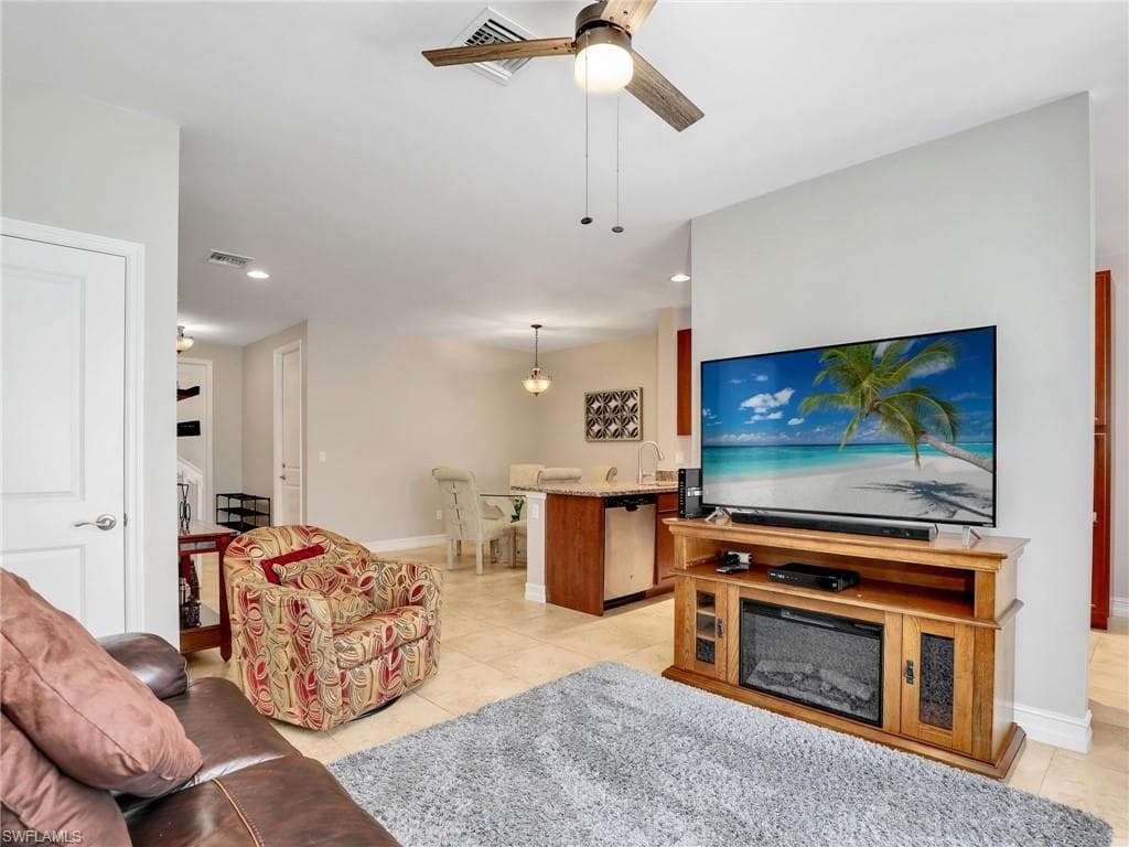 15851 Portofino Springs BLVD # 103, FORT MYERS FL 33908-10