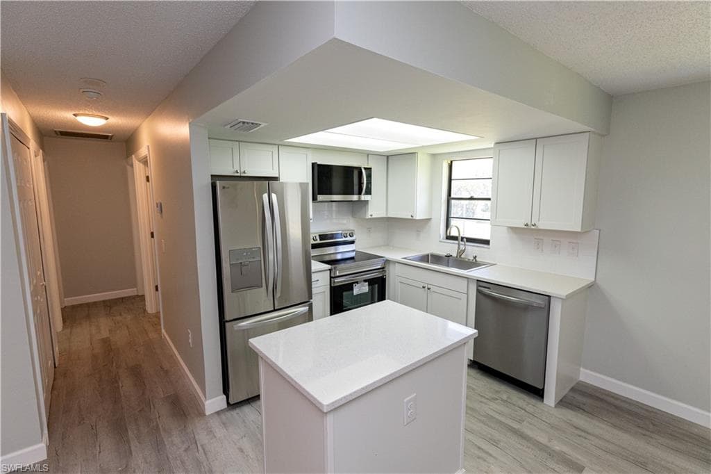 1104 SE 8th ST 7-3