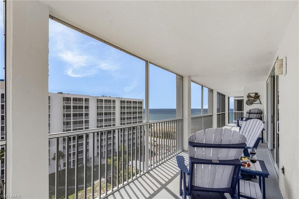7146 Estero BLVD 816-29