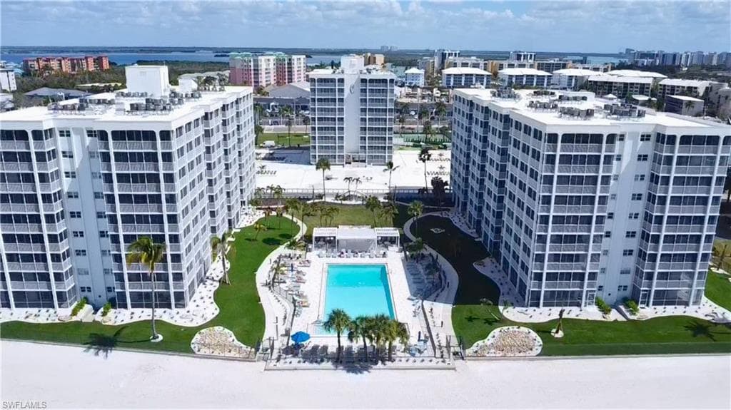 7146 Estero BLVD 816-37