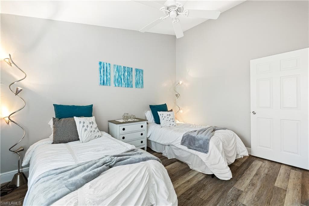 5455 Worthington LN # 202, NAPLES FL 34110-13