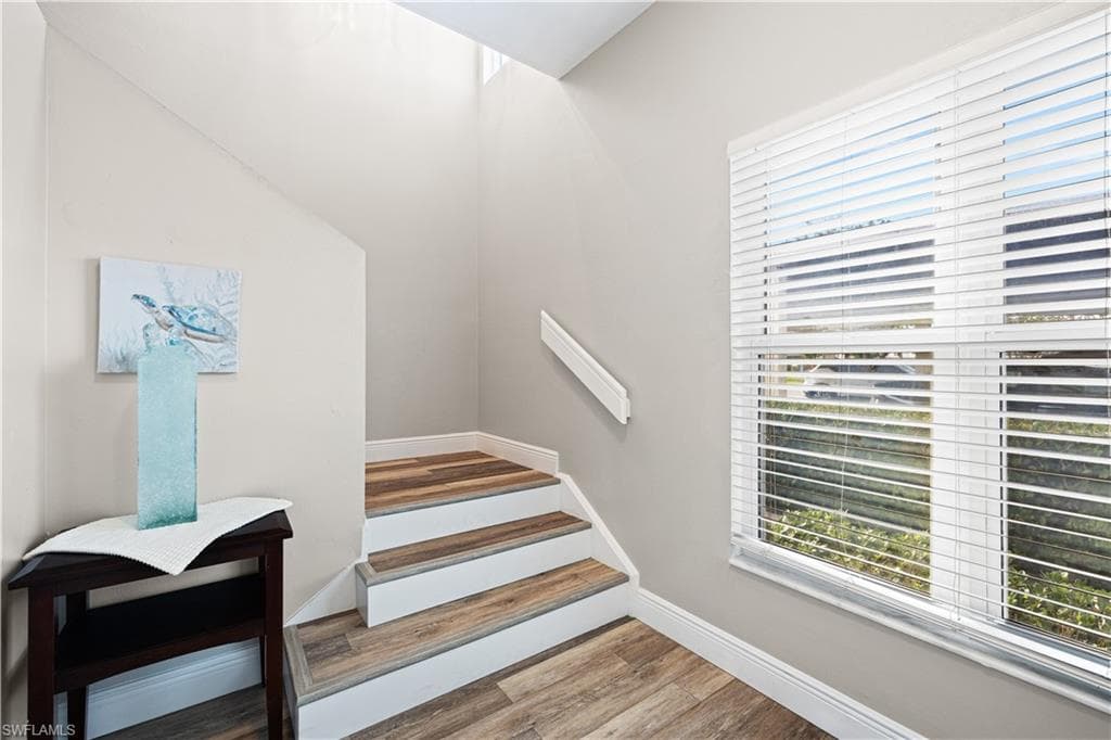 5455 Worthington LN # 202, NAPLES FL 34110-30