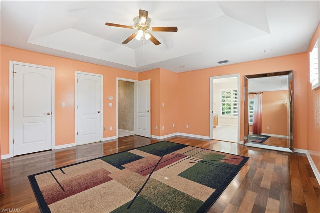 7395 Stonegate DR, NAPLES FL 34109-26