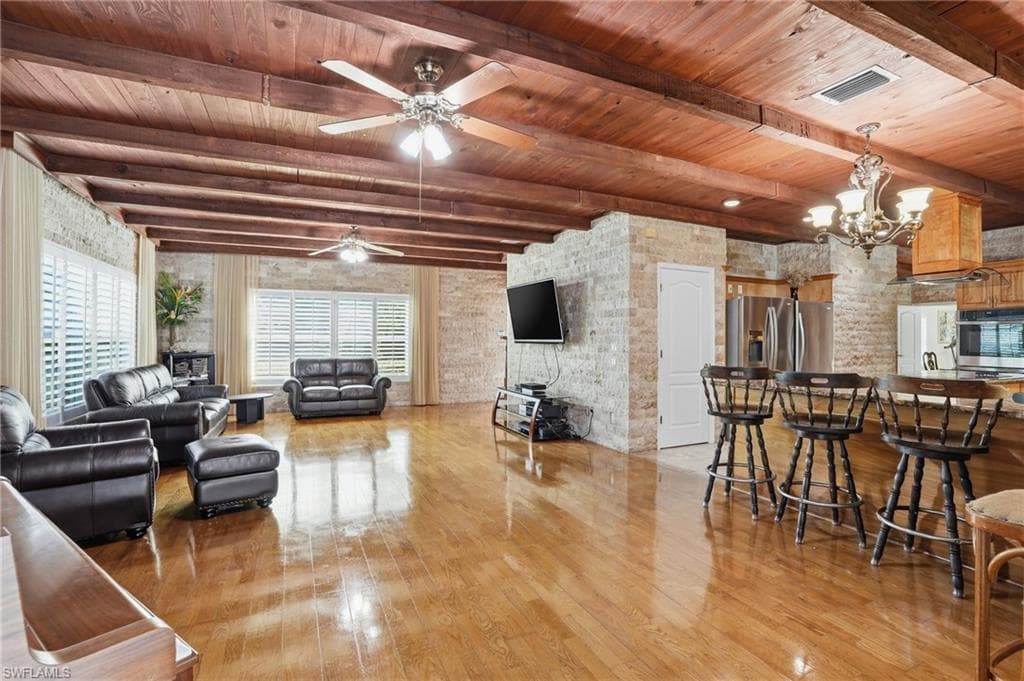 7395 Stonegate DR, NAPLES FL 34109-9