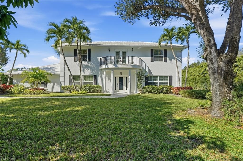 7395 Stonegate DR, NAPLES FL 34109-3