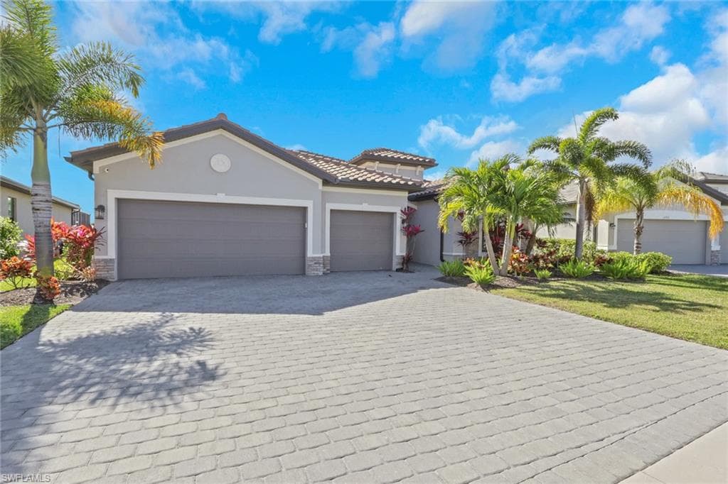 1788 Hagen CT, NAPLES FL 34120-3