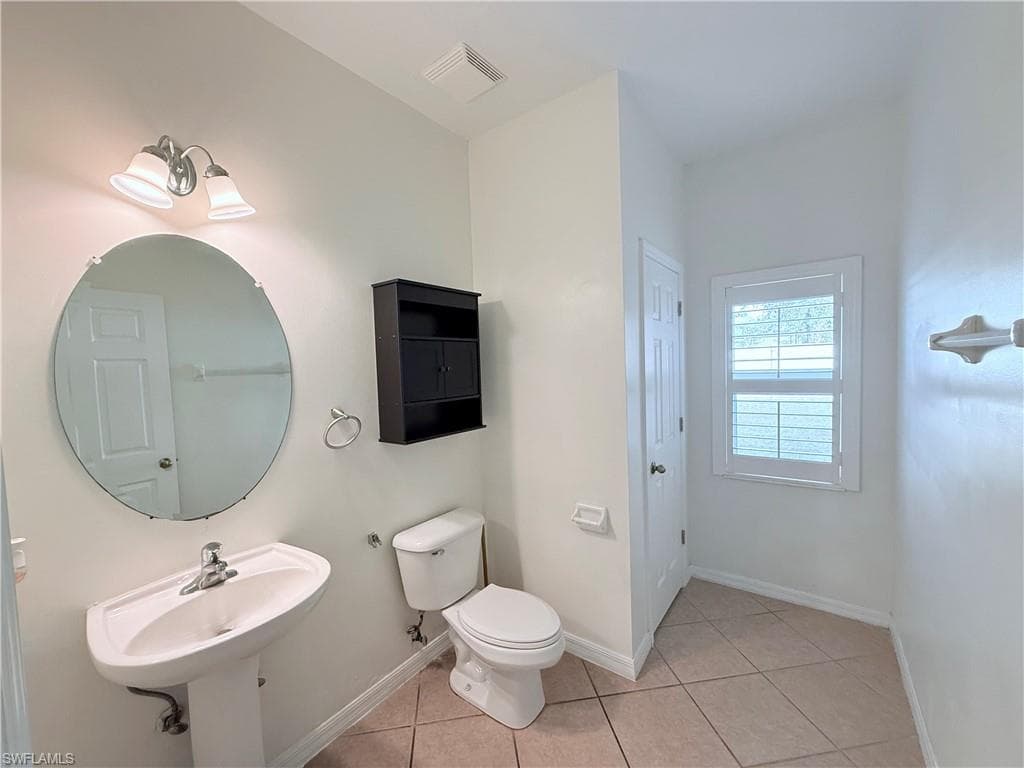 8258 Silver Birch WAY, LEHIGH ACRES FL 33971-15