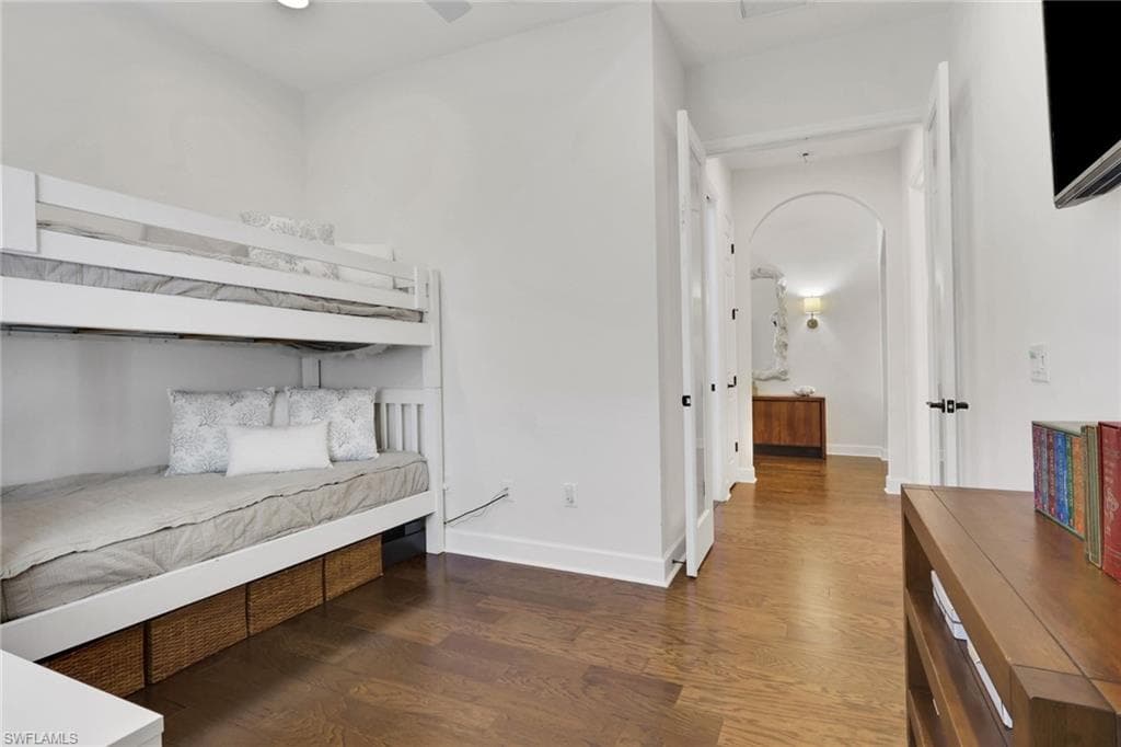 9333 Isla Bella Circle, BONITA SPRINGS FL 34135-12