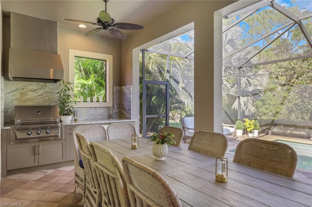 9333 Isla Bella Circle, BONITA SPRINGS FL 34135-19