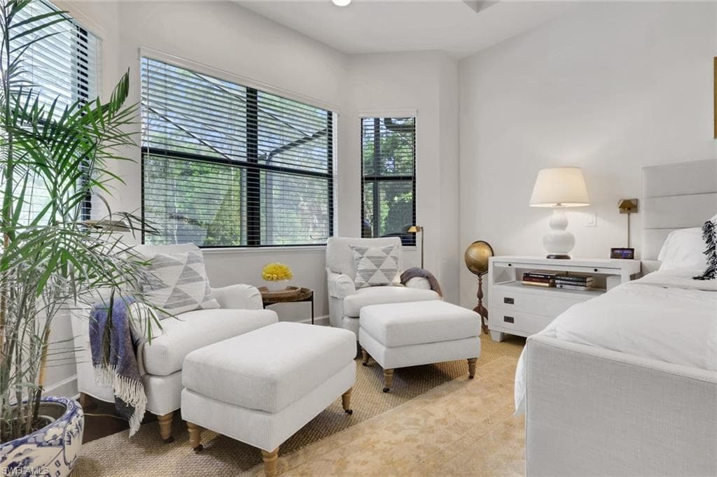 9333 Isla Bella Circle, BONITA SPRINGS FL 34135-9