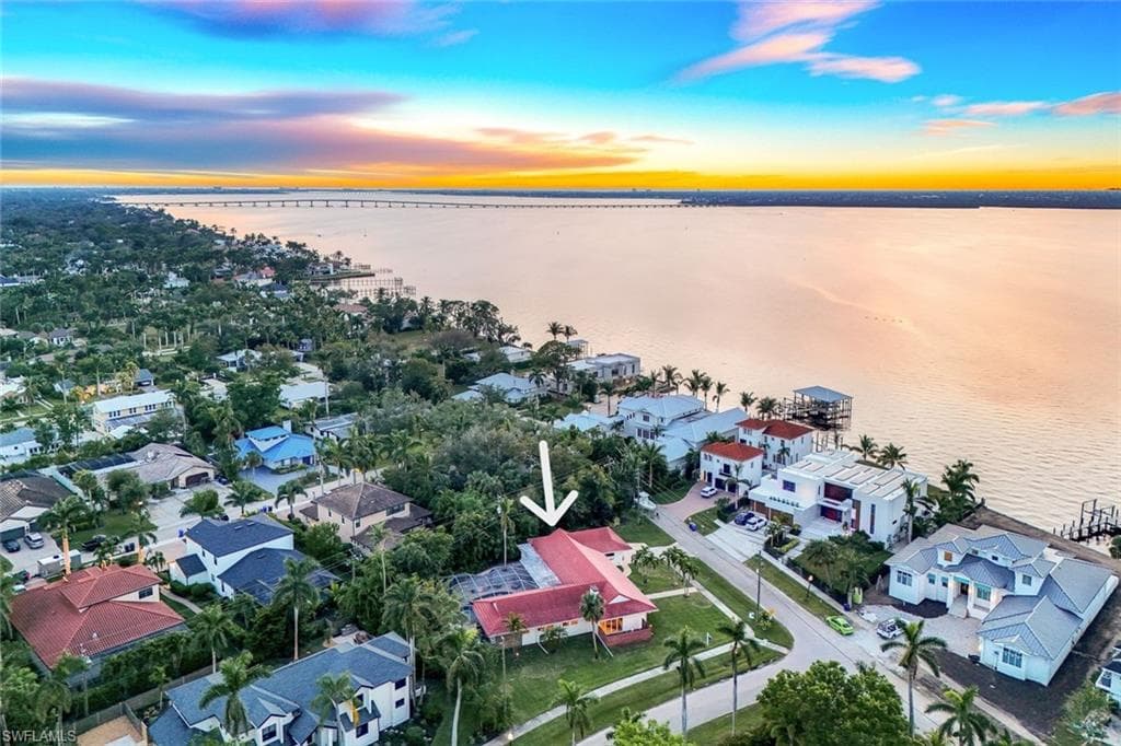 2943 Valencia WAY, FORT MYERS FL 33901-4