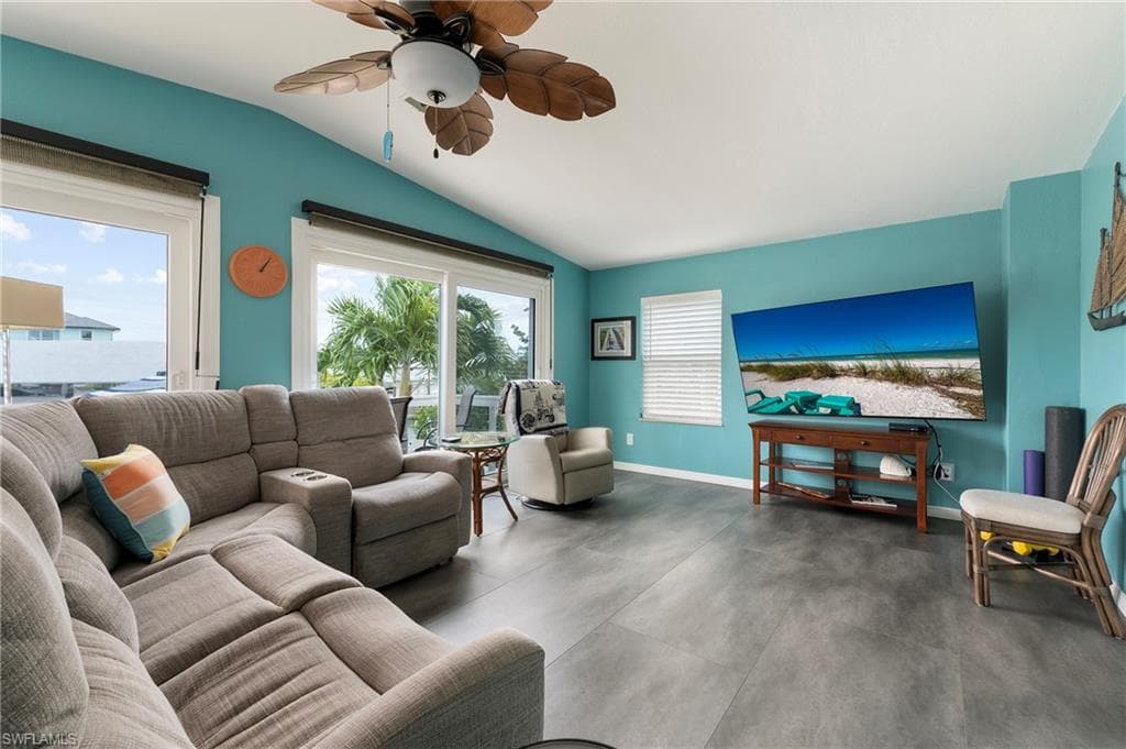 23 Nancy LN, FORT MYERS BEACH FL 33931-29