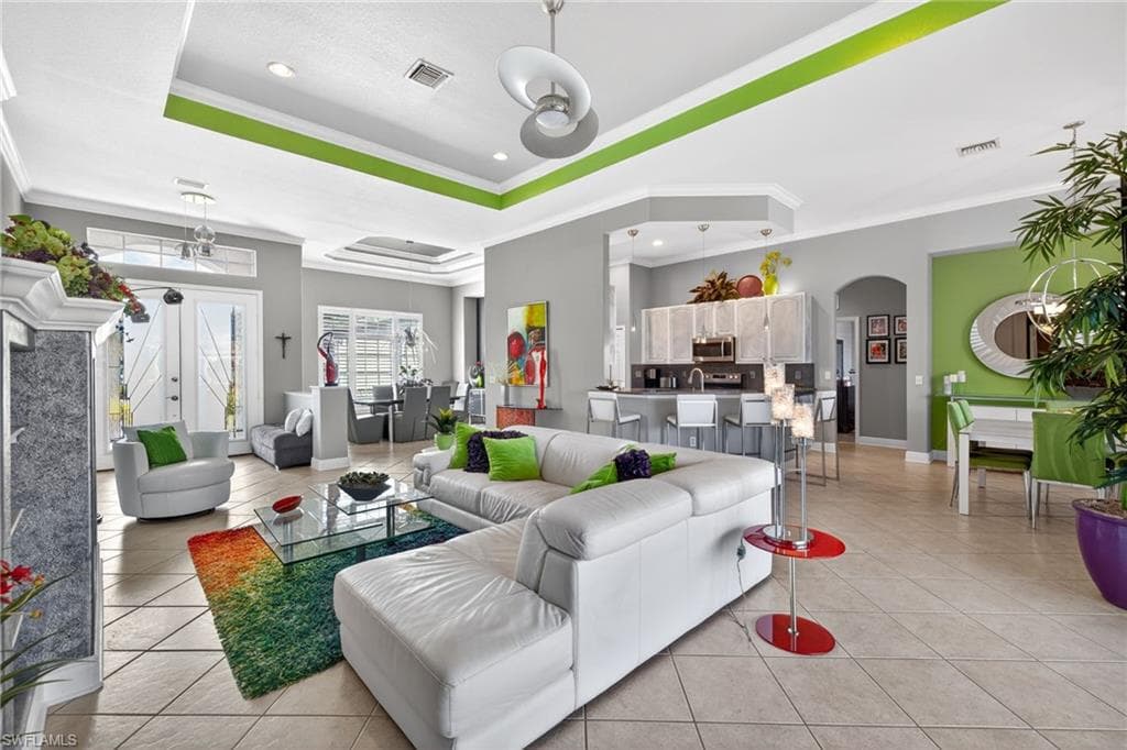 10551 Sir Michaels Place DR, BONITA SPRINGS FL 34135-8