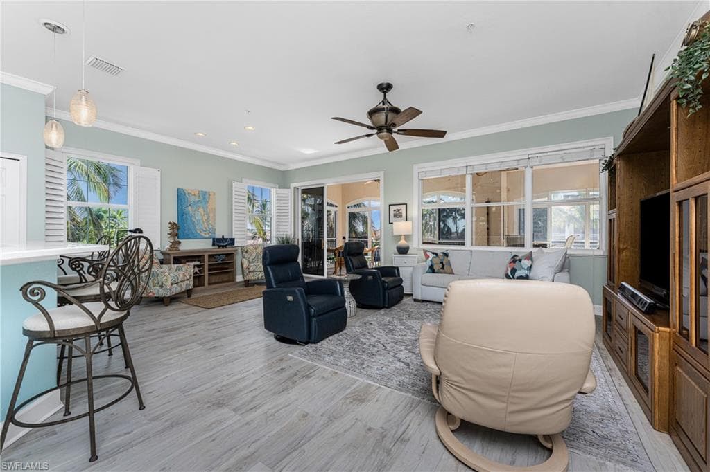 3464 Sunset Key CIR # 103, PUNTA GORDA FL 33955-19